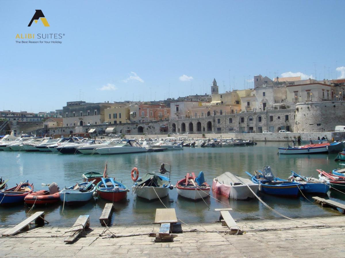 Alibi Suites Suite Museum: Gioiello Con Vista Sul Museo Archeologico Nazionale, Letto E Doccia Con Cromoterapia, Smart Tv, Wifi E A/C Руво-ди-Пулья Экстерьер фото